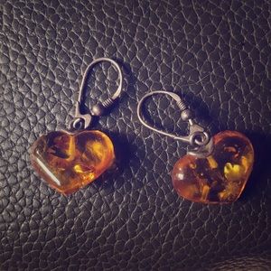 Baltic yellow Amber silver heart-shaped earrings.